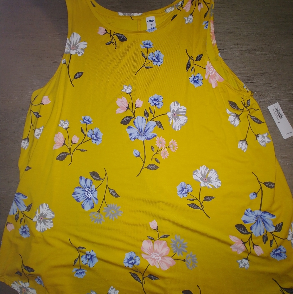Old Navy Luxe Floral Tank NWT